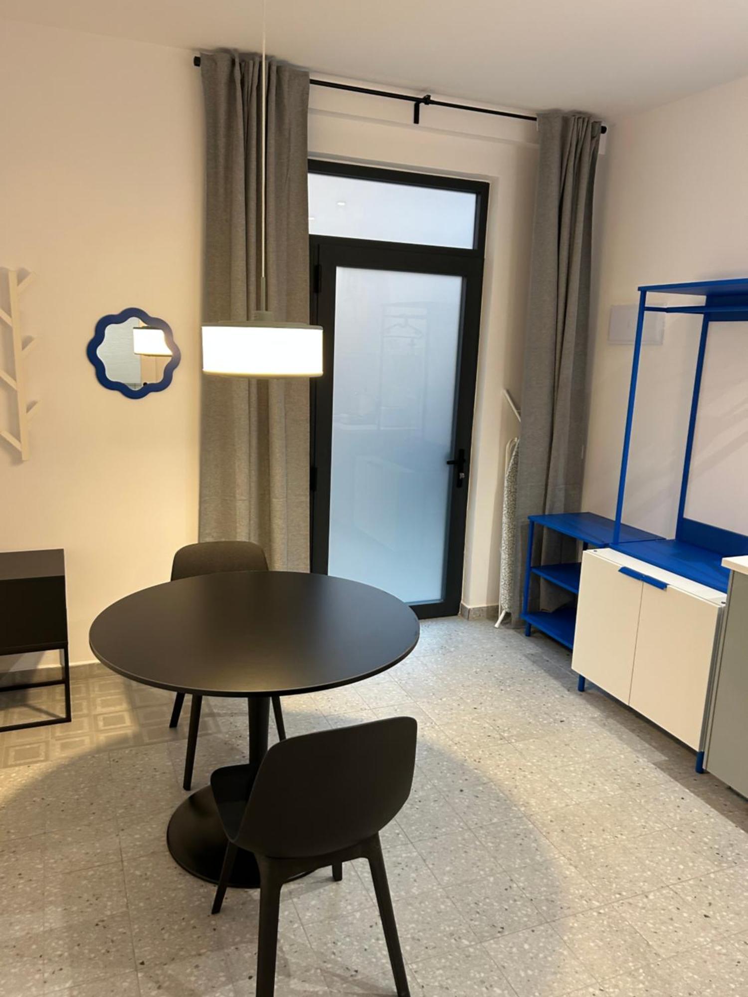 Apartamentos Navio Валенсия Екстериор снимка